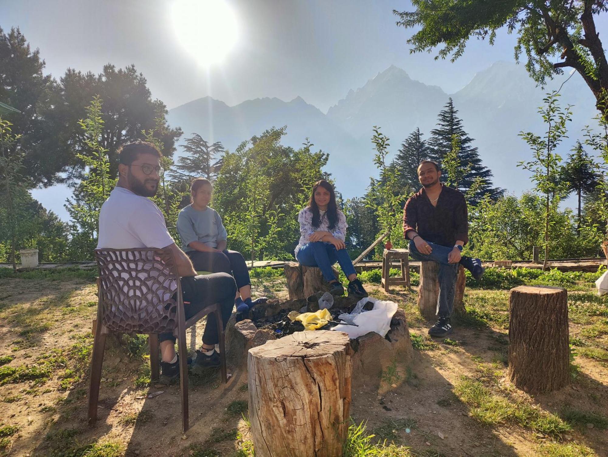 Silk Route Home Stay Kalpa Exteriör bild